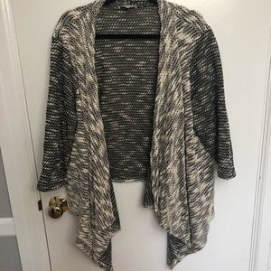 Black white open cardigan knit